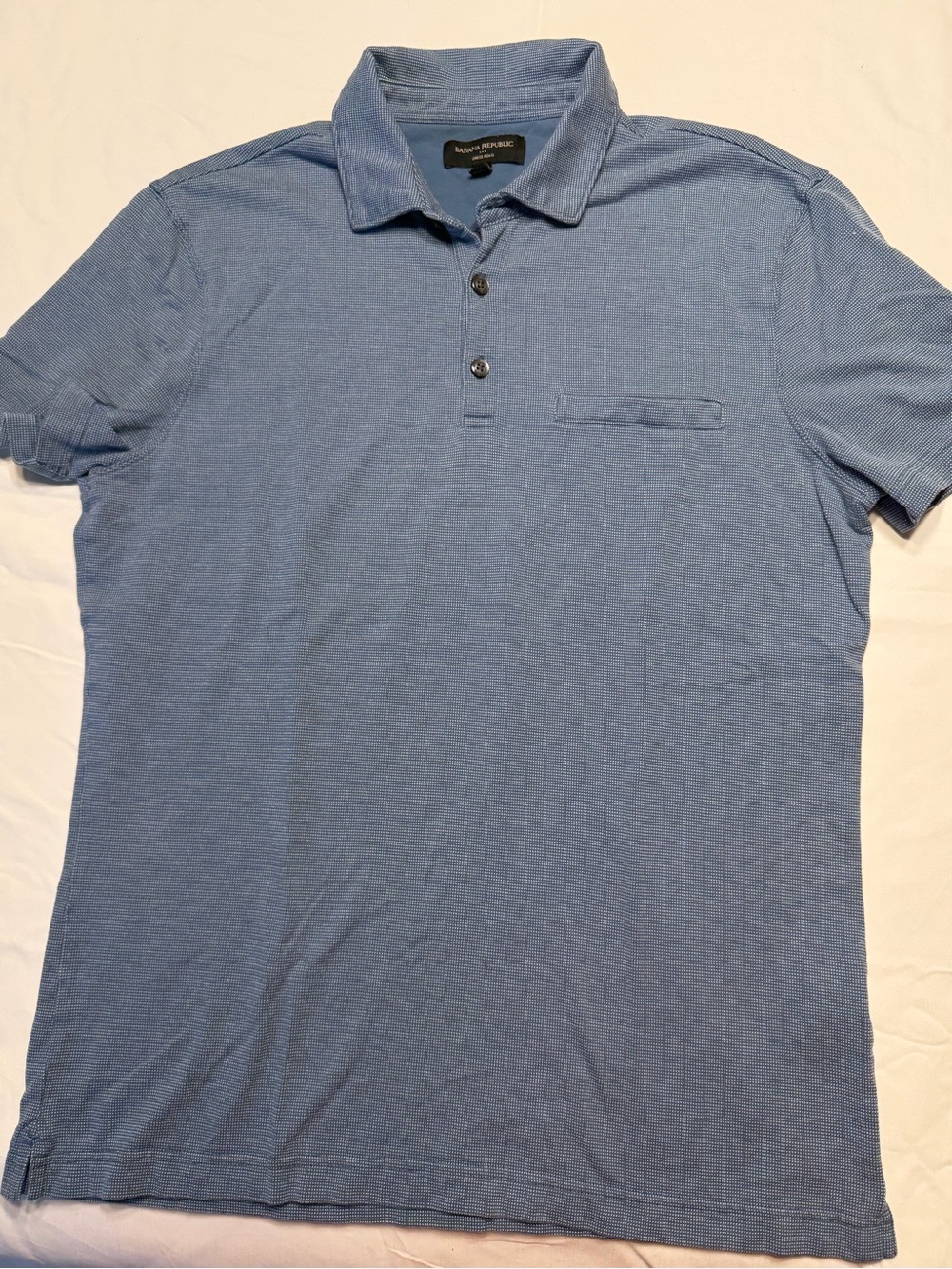 Banana Republic Men's Sky Blue Polo Shirt with Chest Pocket Large